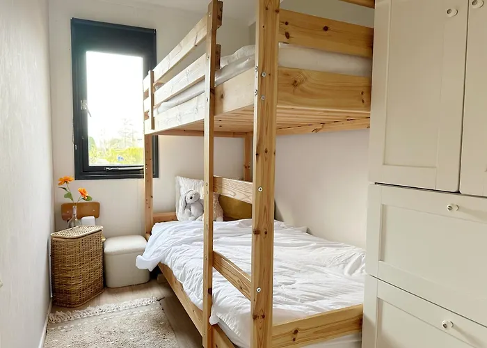 Domek alpejski 552 Op Recreatiepark De Wielen Sint Maarten